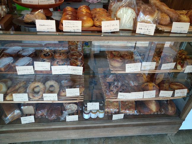 Fuku Bakery（フクベーカリー） - 春日部市