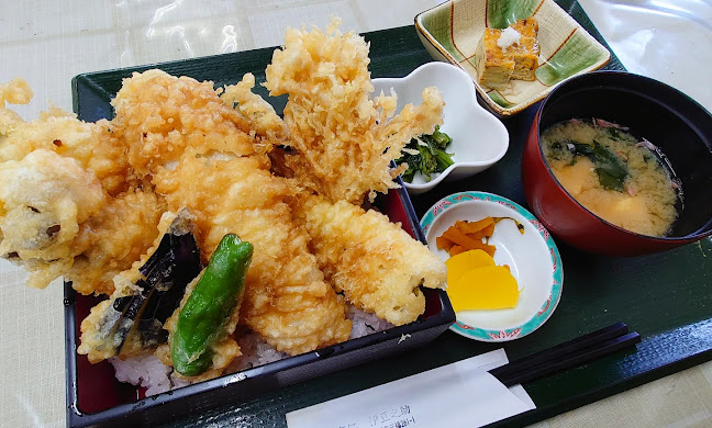 Comentarii opinii despre 伊豆之助