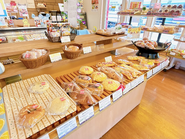 Opinii despre キムラヤのパン 下中野店 în 岡山市 - 飲食業