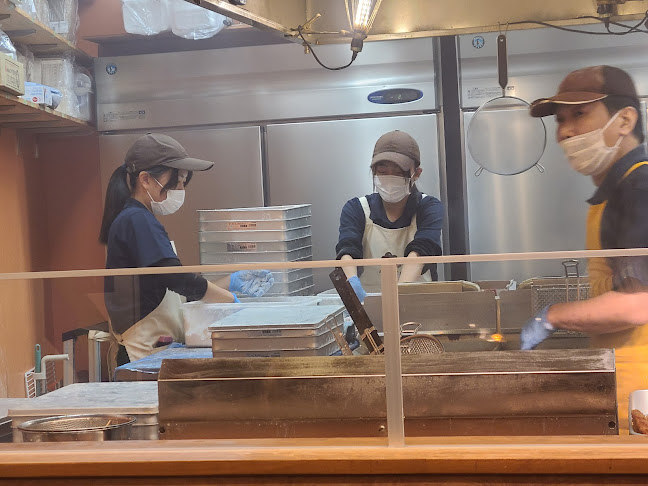 唐揚げ専門 あがた商店 船越店 - 飲食業