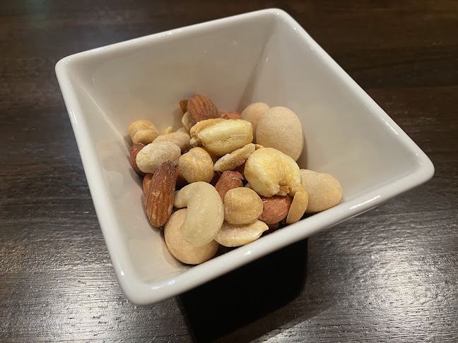 Opinii despre マジックカフェバー 手品のフウフ în 神戸市 - 飲食業