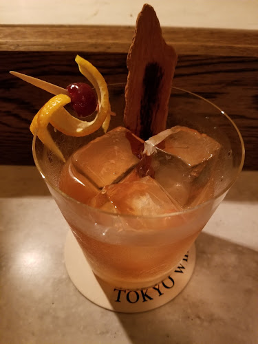 Opinii despre 東京ウイスキーライブラリー în 港区 - 飲食業