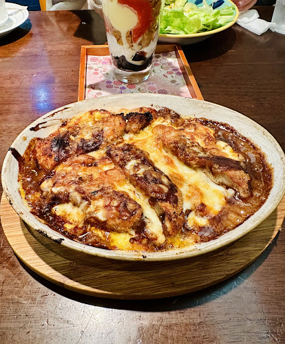 〒630-8216 奈良県奈良市東向南町２８−１