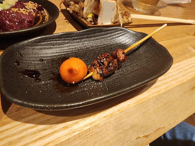 動物園通りもつ肉店 - 飲食業