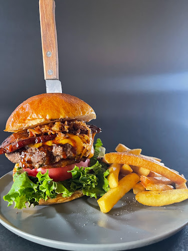 Opinii despre 溶岩ダイニングbrave în 葛飾区 - 飲食業