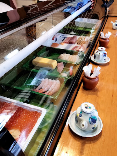 鶴寿司 - 飲食業