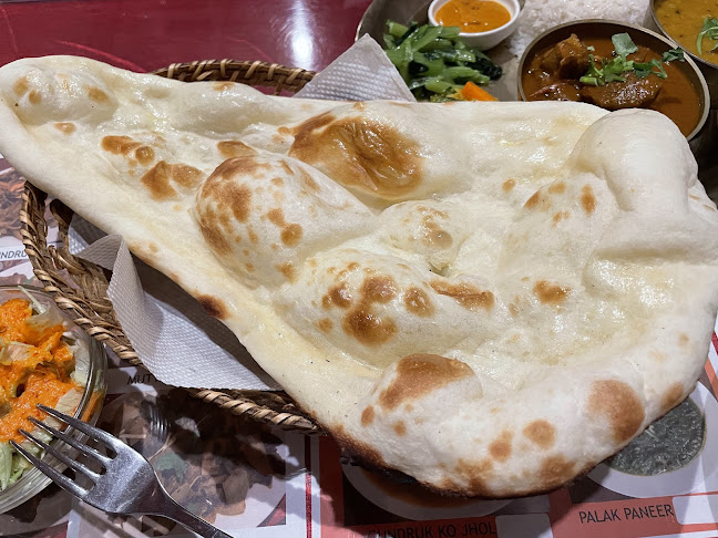 Comentarii opinii despre プルナディープ