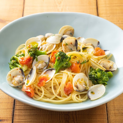 〒233-0002 神奈川県横浜市港南区上大岡西１丁目１８−５ miokaリスト館 6F