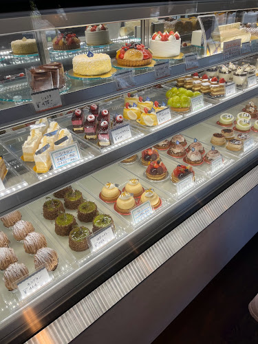 プルミエ - 飲食業