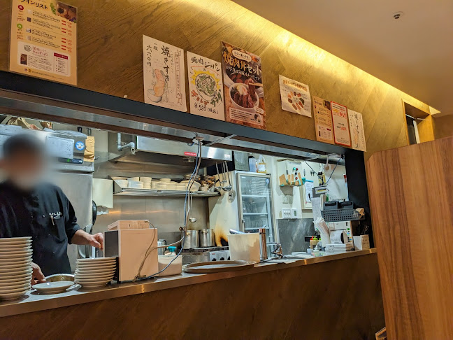 Opinii despre 焼肉ジャパン LINKS UMEDA店 în 大阪市 - 飲食業