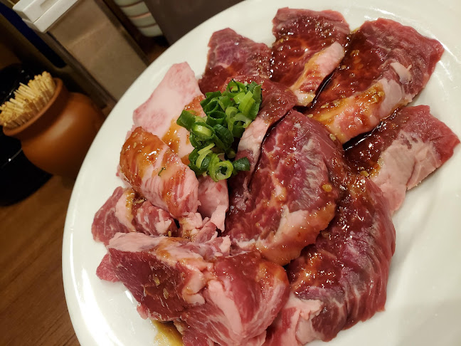 焼肉おっくん 栄町本店 - 飲食業