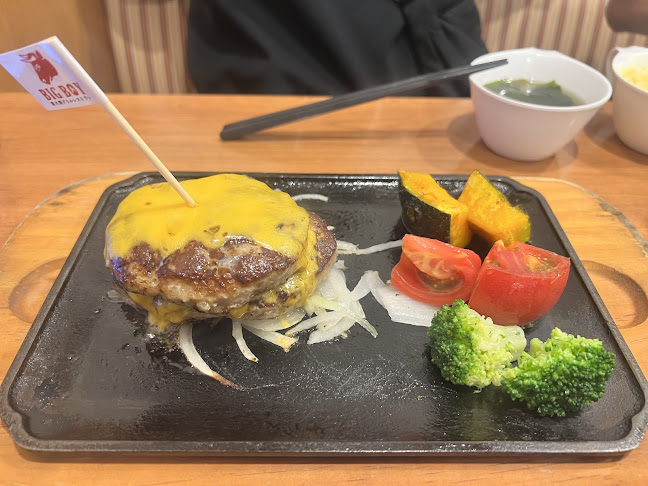 Opinii despre ビッグボーイ 葛飾白鳥店 în 葛飾区 - 飲食業