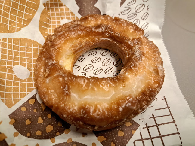 Opinii despre ミスタードーナツ イオンモール旭川駅前ショップ în 旭川市 - 飲食業