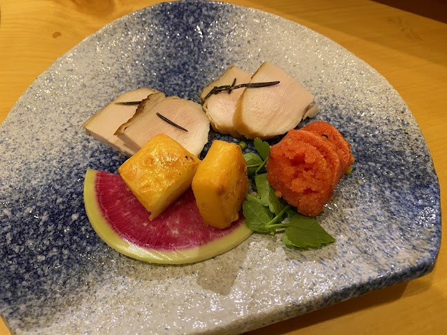 〒101-0051 東京都千代田区神田神保町１丁目４−１７