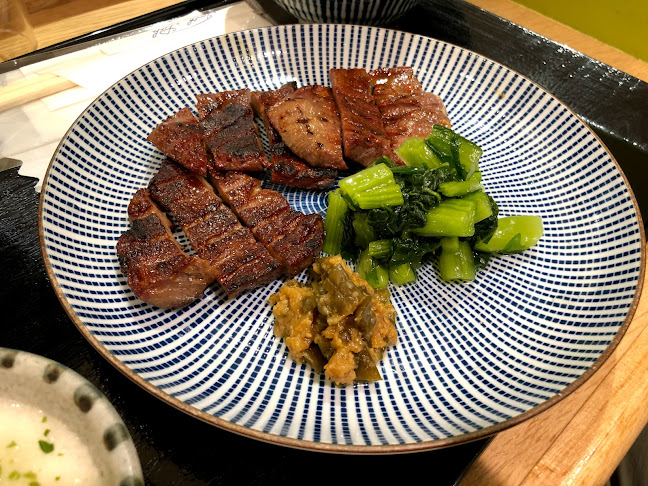 炭焼牛たん東山 沖縄リウボウ店 - 那覇市