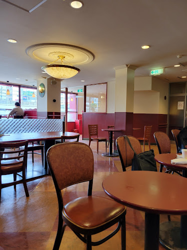 カフェ・ベローチェ 伊勢佐木町店