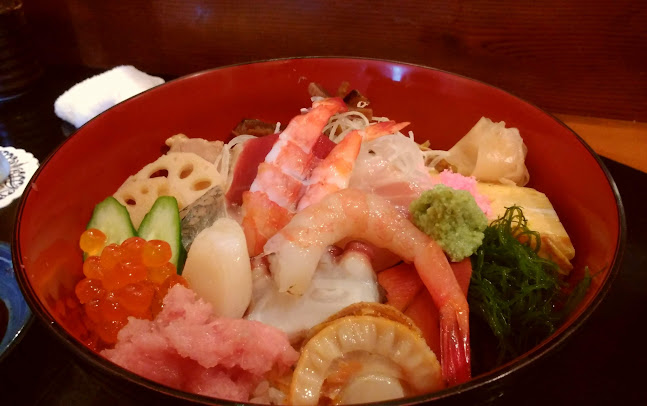 海鮮炉端と寿司 やよい