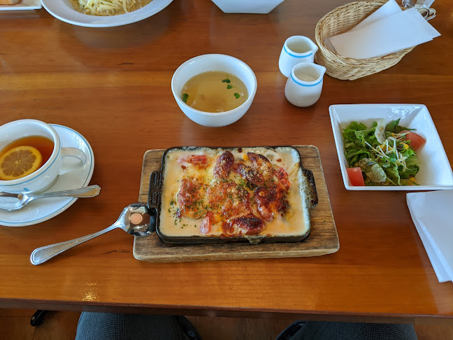 サンタカフェ ハナミズキ - 飲食業