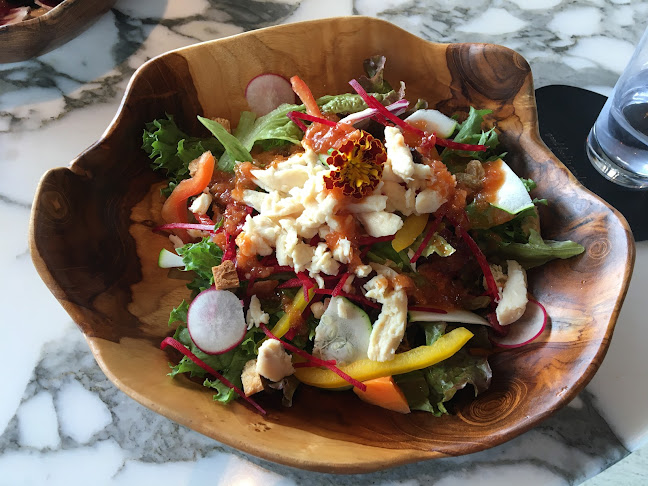 Opinii despre The Dragonfly Bar ザ ドラゴンフライ バー în 立川市 - 飲食業