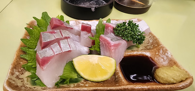 Opinii despre 立ち飲み 銀仁 în 大阪市 - 飲食業