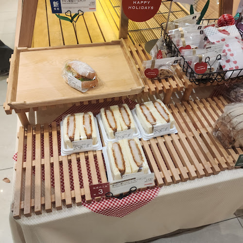 リトルマーメイド 高知駅店 - 飲食業