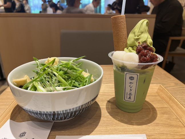 Comentarii opinii despre やなぎ茶屋 ecute上野