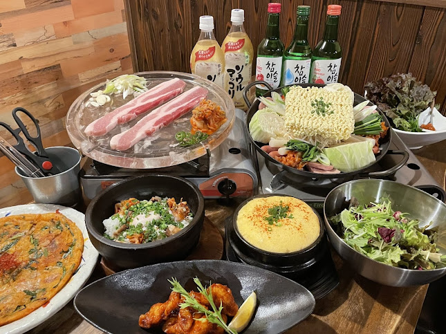 一丁目酒場 賑や - 飲食業