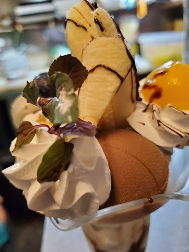 coffee shop シモン