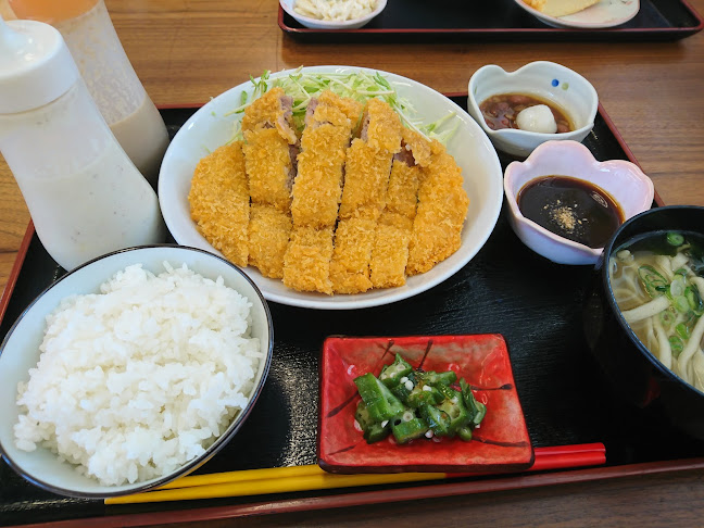 Opinii despre さくら食堂 în 名護市 - 飲食業