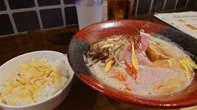 海老そばとwine PARMI