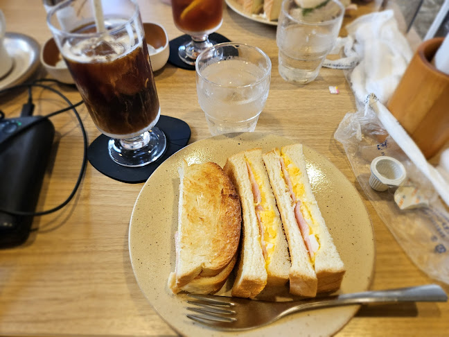 Comentarii opinii despre カフェ ルノアール 横浜元町店