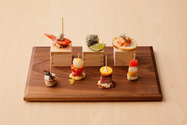 Opinii despre バール・デ・美富味 în 富山市 - 飲食業