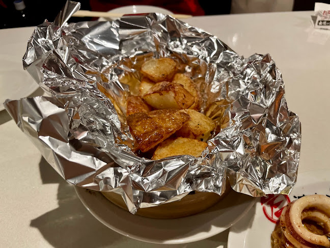 〒430-0944 静岡県浜松市中央区田町３３０−１ マビーセブン 1階