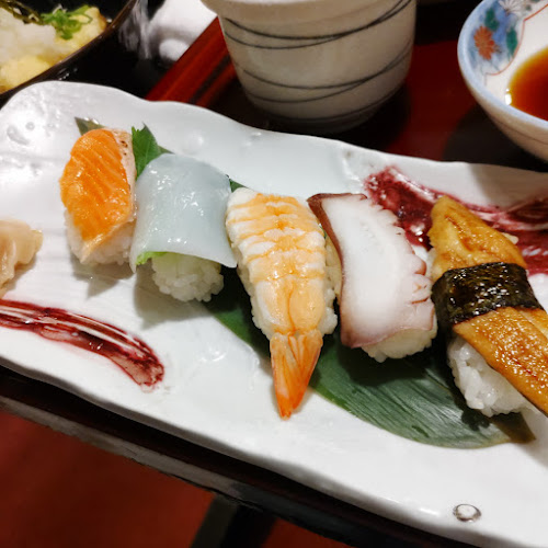 Opinii despre 御華門 în 松江市 - 飲食業