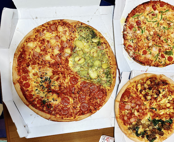 Comentarii opinii despre ドミノ・ピザ江戸川松島店