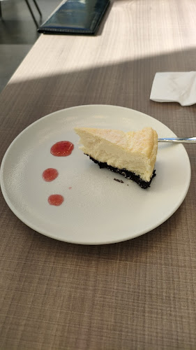 ライトアップ カフェ＆ダイニング - 飲食業