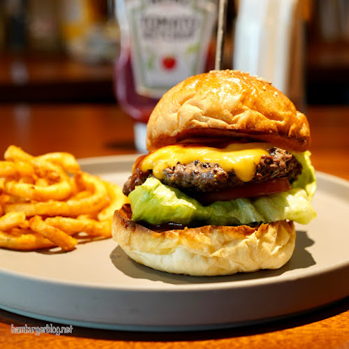 〒150-0034 東京都渋谷区代官山町１４−１０ LUZ代官山 1F