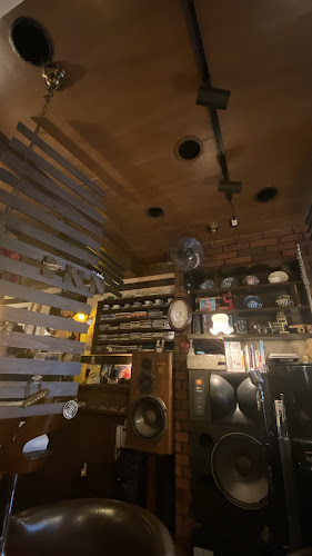 〒164-0001 東京都中野区中野５丁目３６−１４