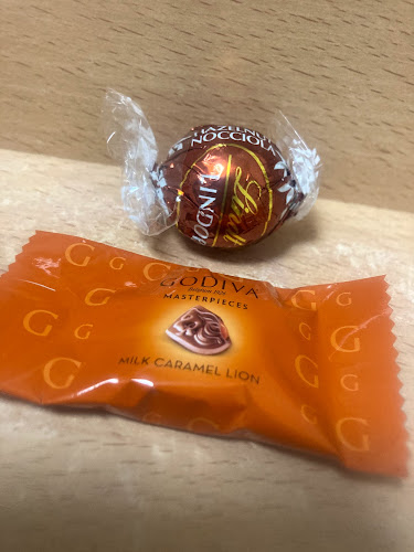 リンツ ショコラ ブティック マルイファミリー溝口店 - 飲食業