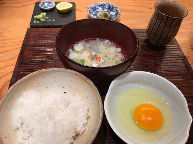 〒882-0821 宮崎県延岡市本町１丁目３−１４