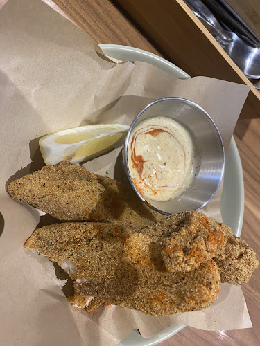 Opinii despre Gator's Cajun Kitchen în 岩国市 - 飲食業