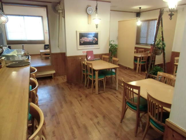 〒486-0925 愛知県春日井市中切町１８−１