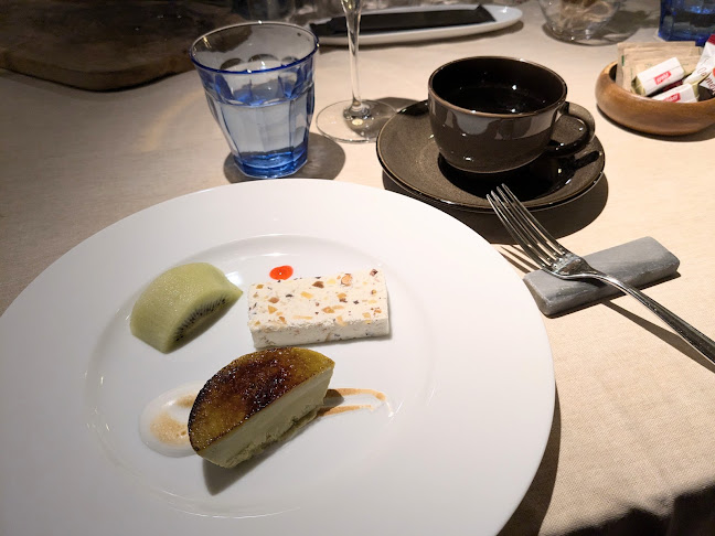 Comentarii opinii despre ラボッテリア