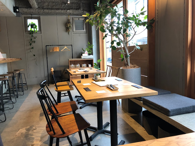 Comentarii opinii despre TIELS TEA & TAPS