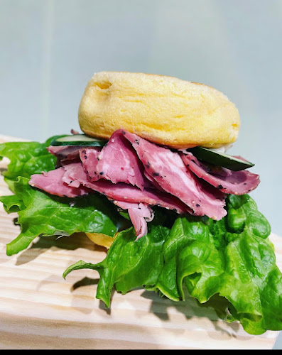 〒930-0851 富山県富山市奥田双葉町１１−５ パンケーキ バーガー シェルンボ