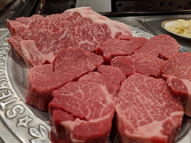 〒760-0040 香川県高松市片原町１−１１