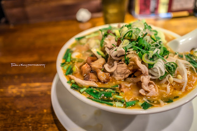 世界の山ちゃん 女子大店