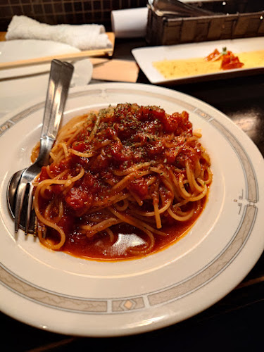 ワインと料理 セラヴィ - 神戸市