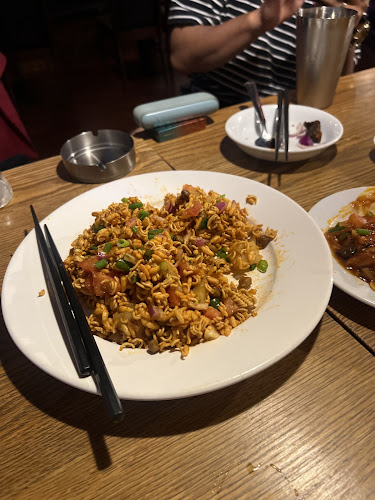 カスタマンダップ