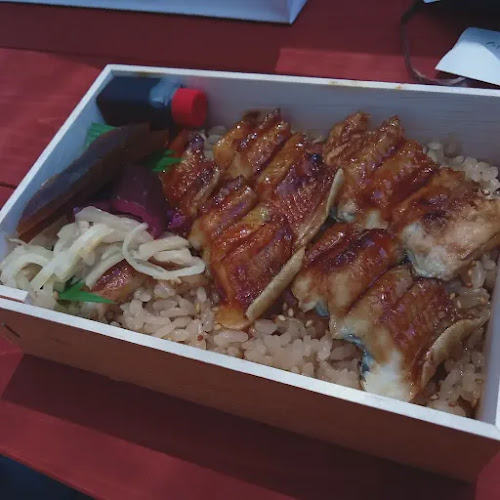 〒670-0927 兵庫県姫路市駅前町３６３−１